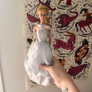 Vintage 1962 Barbie Midge Doll